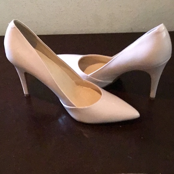 Used heel perfect condition size 10 - Picture 4 of 6